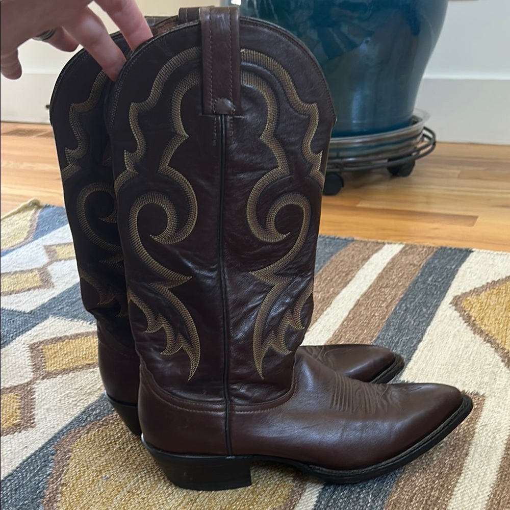 Nocona Authentic Leather Cowboy Boots - Brown Embroidered Design, size 9